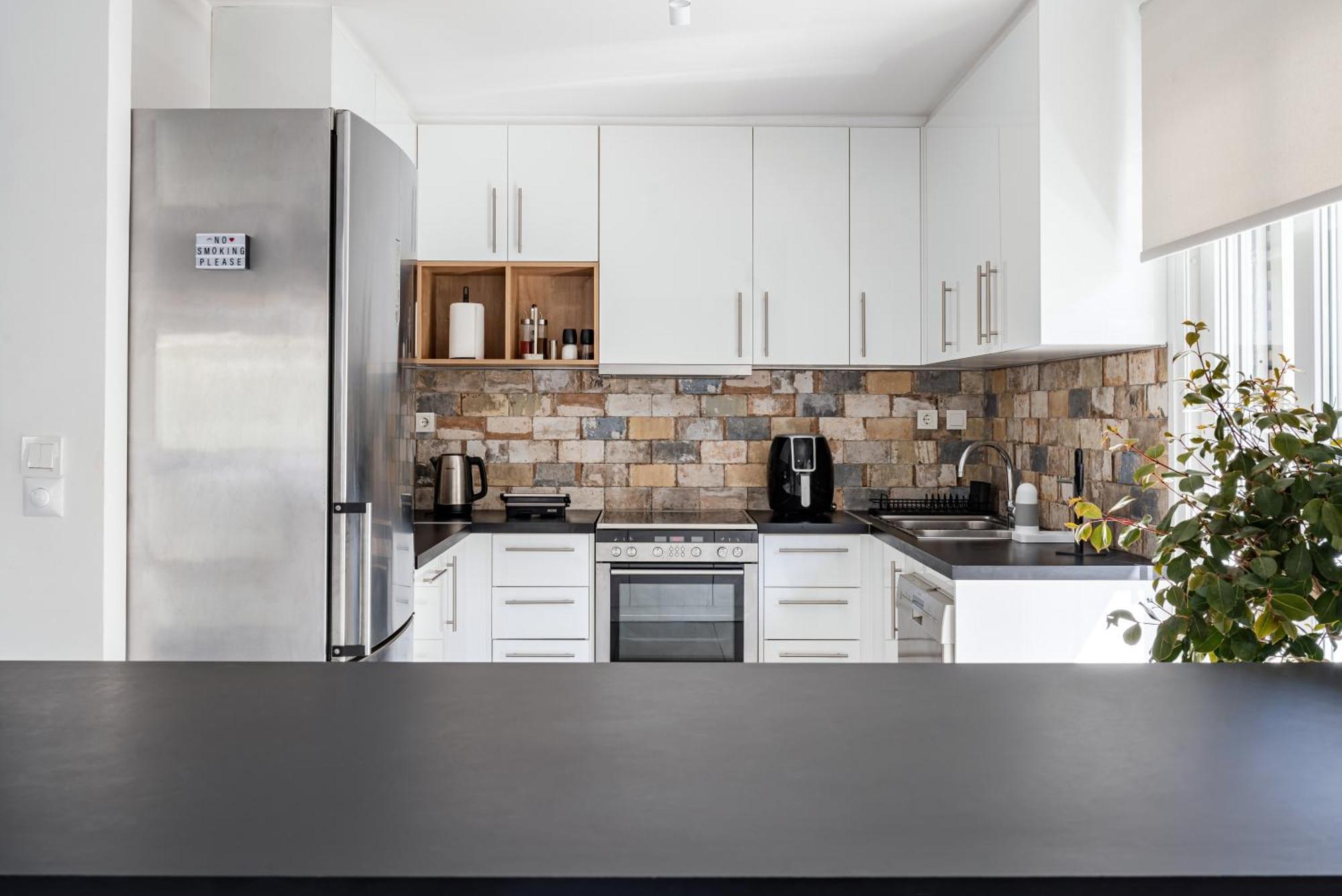 The Black Marble - Sea View, 2Br, 2Ba By Bnc Aten Exteriör bild